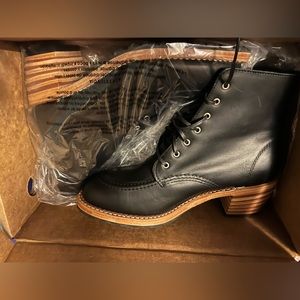 Red Wing Clara Boots